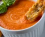 Creamy Tomato Soup with Saltine Crackers