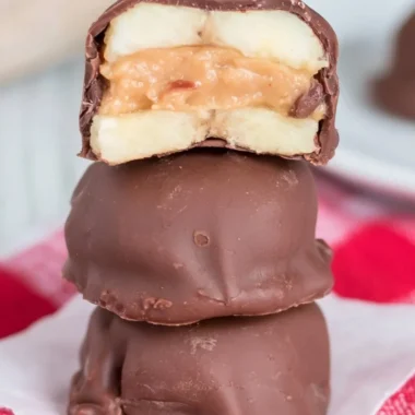 Delicious Chunky Monkey Bites made with bananas and chocolate