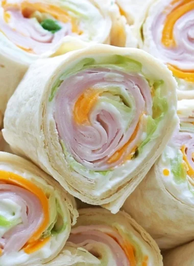Turkey cheddar lunch roll ups for a quick and tasty meal